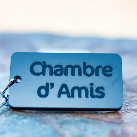 Δωμάτια σε οικογενειακή κατοικία Friends'bed-room In Quiet Montain - Swimming Pool, Jacuzzi, Tv Outdoor - La Lezardiere *