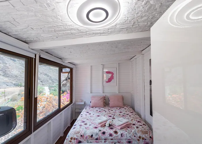 Friends'bed-room In Quiet Montain - Swimming Pool, Jacuzzi, Tv Outdoor - La Lezardiere Δωμάτια σε οικογενειακή κατοικία *