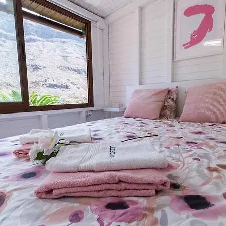 Kwatera prywatna Friends'bed-room In Quiet Montain - Swimming Pool, Jacuzzi, Tv Outdoor - La Lezardiere